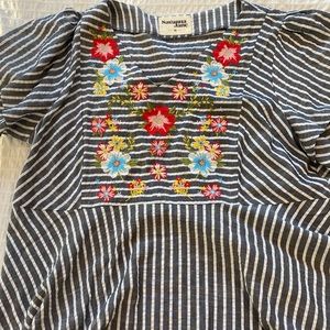 Women’s Flutter Sleeve Women’s Blouse